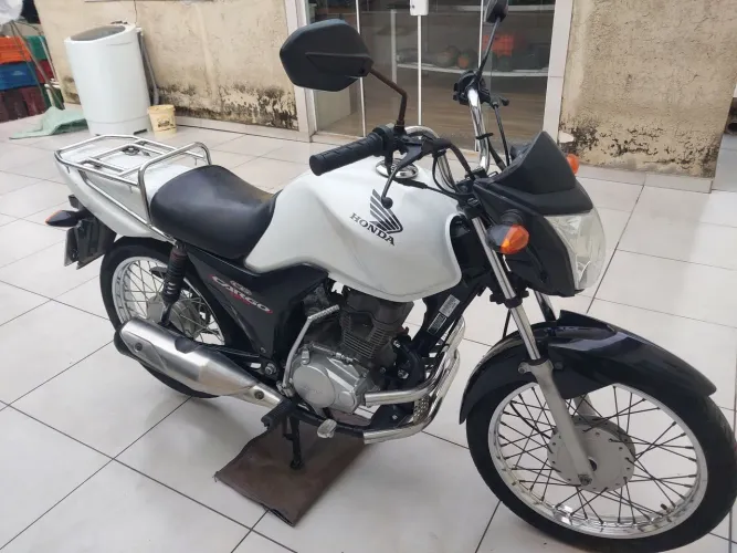 Fan 125 ks cargo top impecável aceito cartão até 21x pego moto na troca maior menor valor 