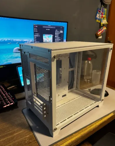 PC GAMER COMPLETO - i5 9600K + RX 570 4GB + SSD 480GB