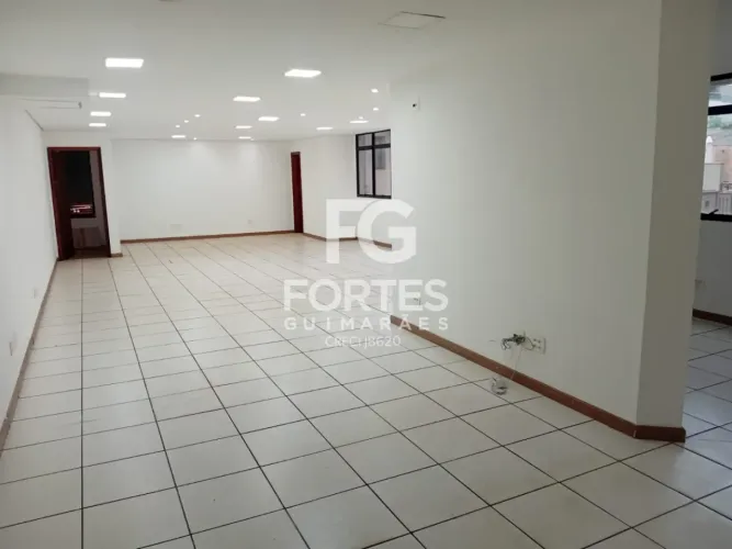 Sala comercial para alugar, 169,00 m² de área útil no Santa Cruz