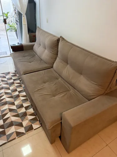 Sofá retrátil