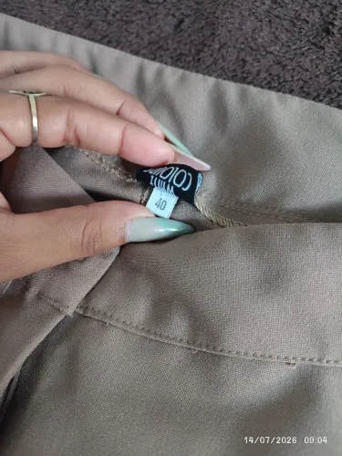 Vendo calça nova