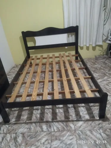 Vende -se uma cama de casal por 220,00 no Bela vista guarulhos 