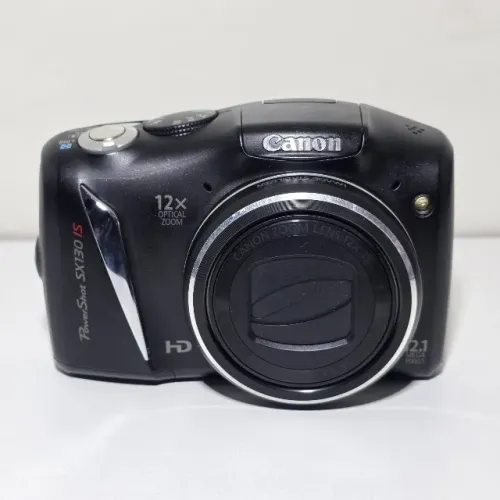 Câmera Digital Canon PowerShot SX130 IS 12.1MP 12x Preto Perolado com Acessórios e Brinde