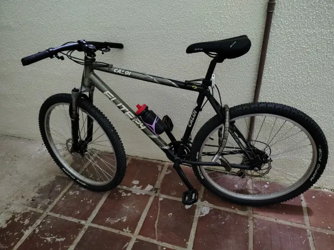 Bicicleta Caloi, aro 29