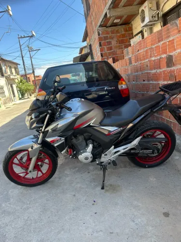 ? Honda CB Twister 250 2018 | Conservada | Pronta para Rodar