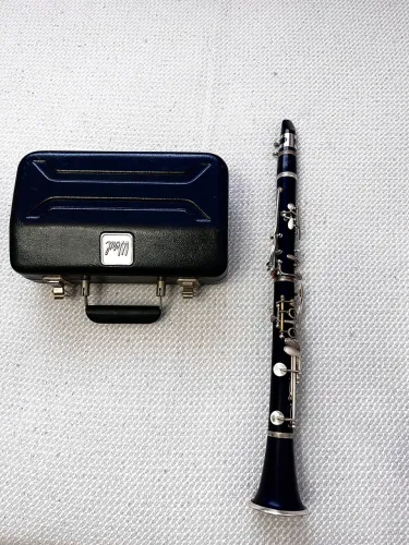 Clarinete Weril Dó 13 chaves 
