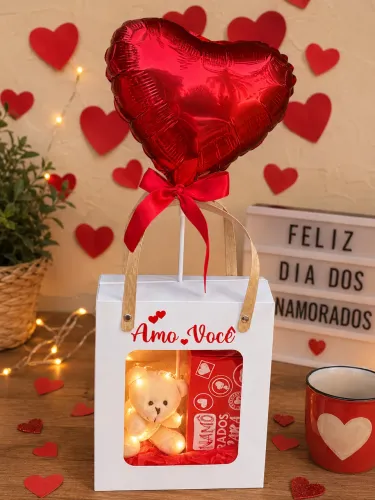 Cestas e buquê na caneca para surpreender o seu amor de forma criativa?