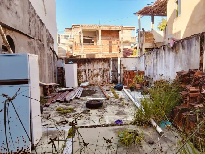 vendo terreno todo plano 98,00m², frente de rua, boca do rio 130.000 troco parte em carro