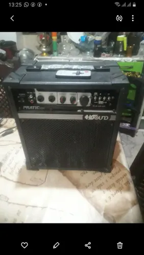 Caixa amplificado de som
