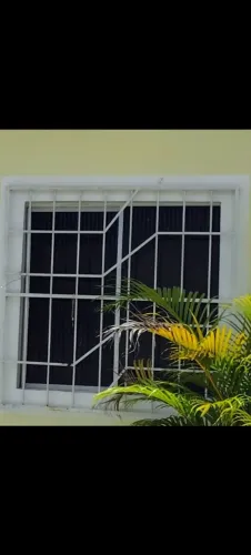 Portas, janelas e grades