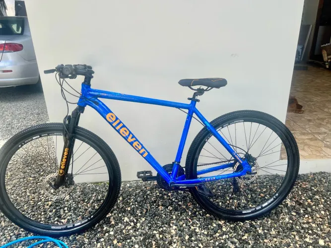 Bicicleta Elleven Gear HD Aro 29 - Azul com Laranja