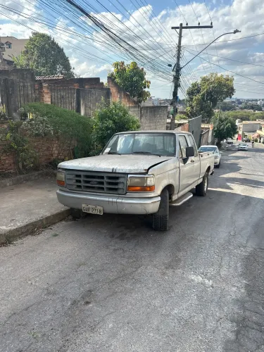 Ford F-1000 Super Diesel / Super Diesel Turbo 1995