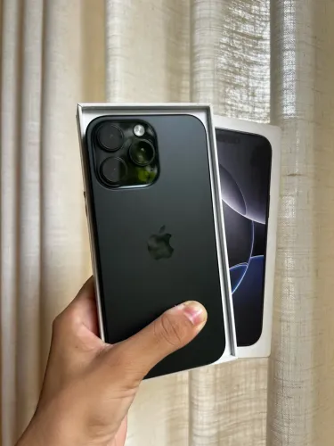 iPhone 16 Pro Max | 256GB 