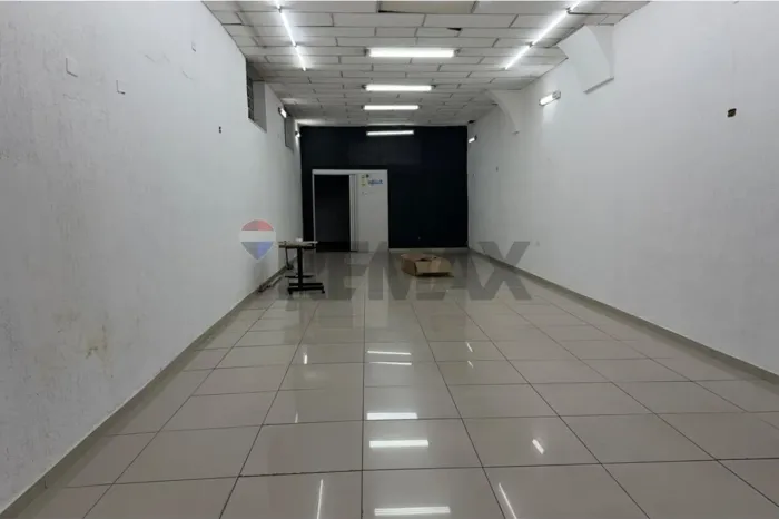 Salão Comercial para Locação no Centro de Sorocaba/SP Excelente Visibilidade para o Seu N