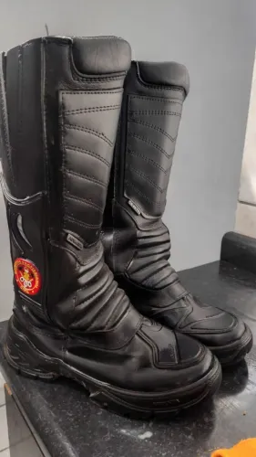 Roupa de bombeiro civil