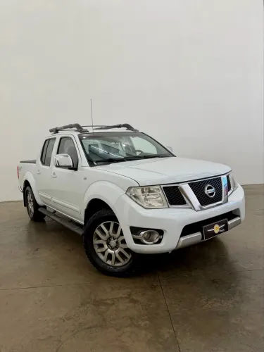 Nissan Frontier SL CD 4X4 2.5tb Diesel AUT 2013