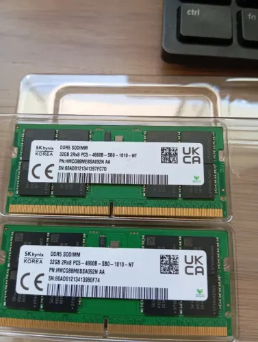 Skhynix DDR 5 SODIMM 32GB 2r8 Pc5-4800B