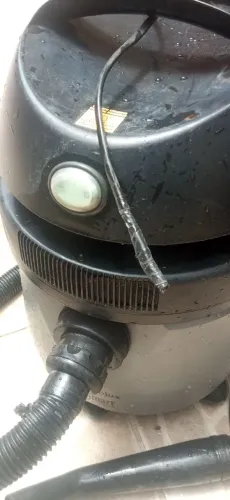 Aspirador de pó e água