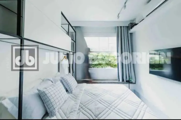 Flat : / Residencial / Copacabana