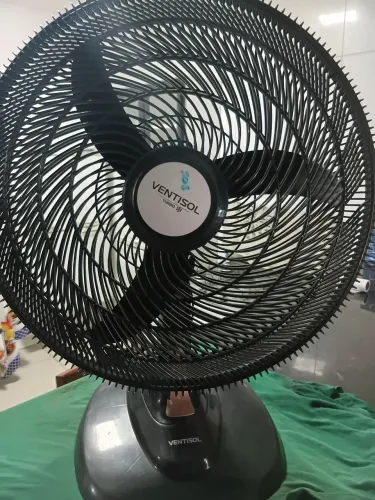 Ventilador Ventisol 40 cm., mesa, 220v.