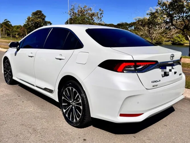 Toyota Corolla Altis 2.0 Flex 16V Aut. 2024