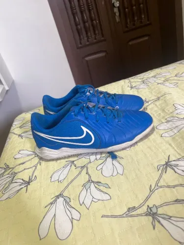 Chuteira Nike tiempo