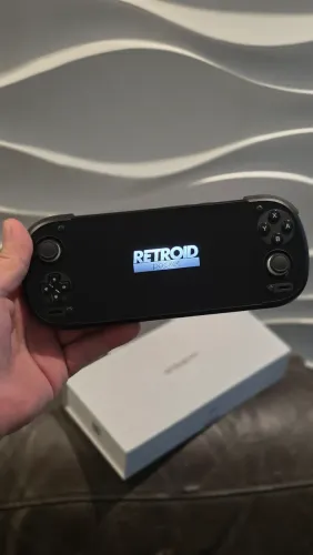 Retroid Pocket 6 12/128 Preto - Novo sem uso