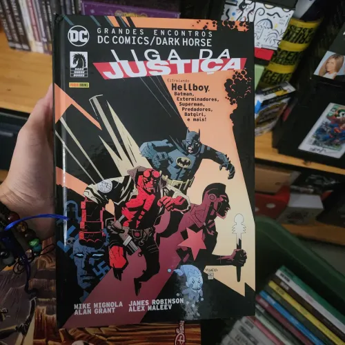 Encontros DC Darkhorse hellboy