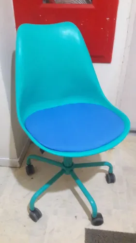 Cadeira Eames 