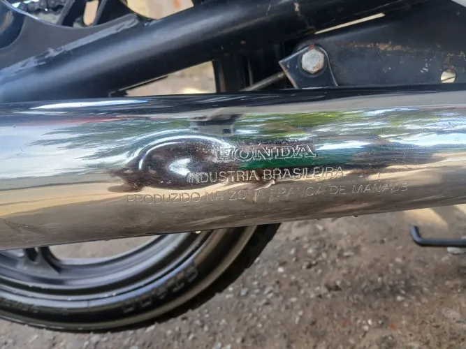 Vende-se scapamento moto honda today