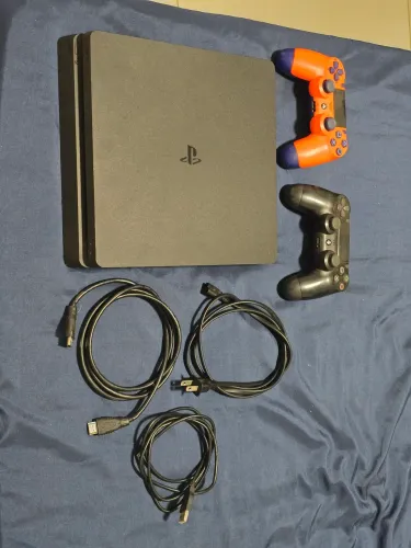 PS4 SLIM 2 controles + 22 jogos