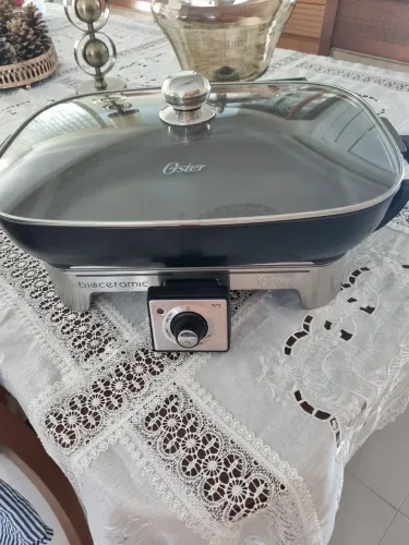 Panela elétrica cerâmica Oster