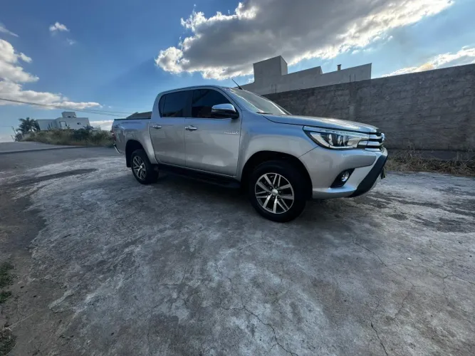 Toyota Hilux CD SRX 4X4 2.8 TDI 16V Diesel Aut. 2018
