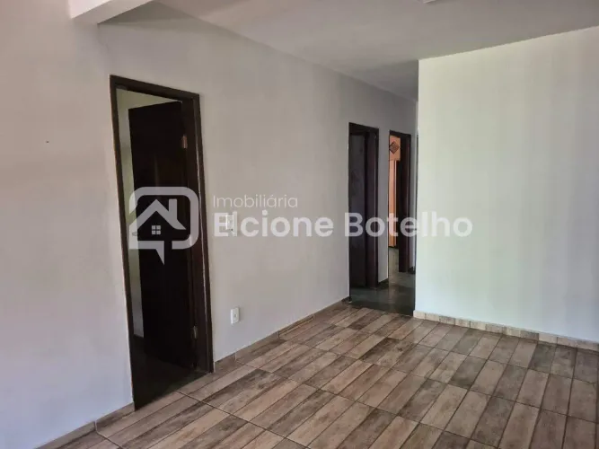 Casa à venda, 4 quartos, 3 vagas, NOSSA SENHORA DAS GRACAS - Uberlândia/MG