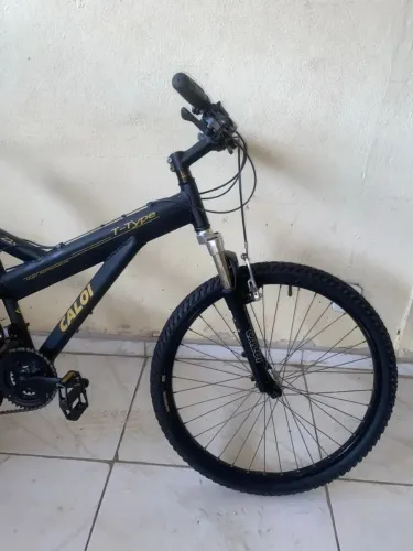 Bicicleta excelente estado