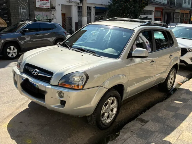 Hyundai Tucson 2.0 16V Aut. 2012