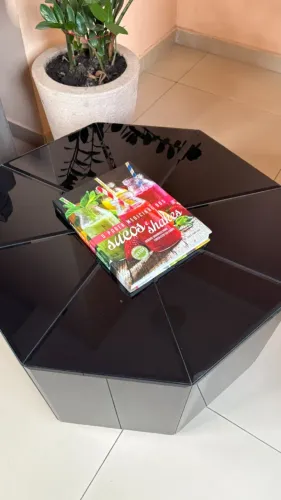 Mesa de centro de vidro preta