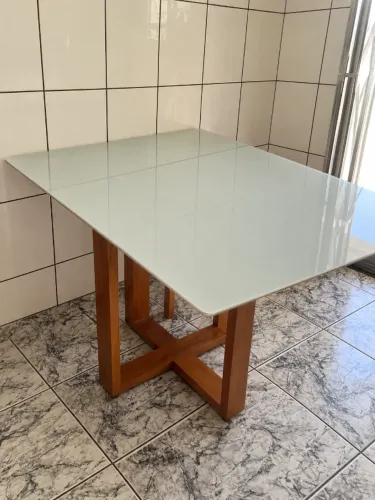 Mesa de jantar retangular
