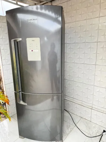 Geladeira inversse