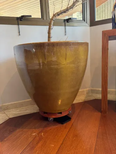 Vaso cerâmica vietnamita grande.