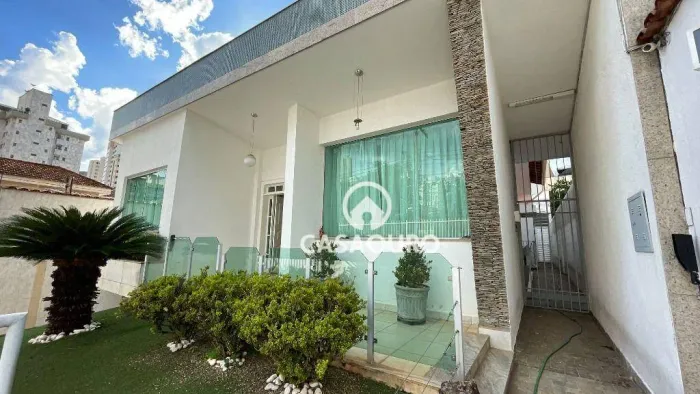 Casa com 7 quartos à venda, 400 m² por R$ 1.650.000 - São Lucas - Belo Horizonte/MG