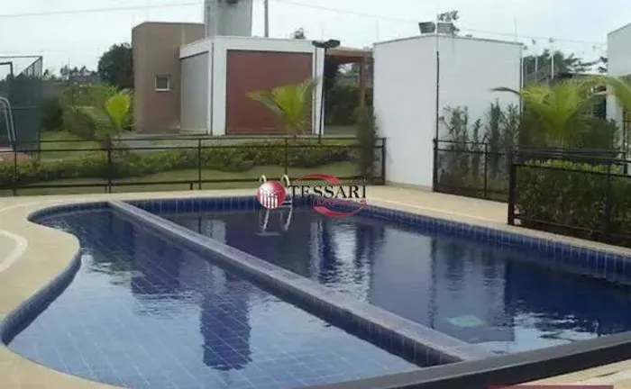 Vende terreno Bella Vita Monte Libano, com 250m², plano face sombra, bem localizado condom