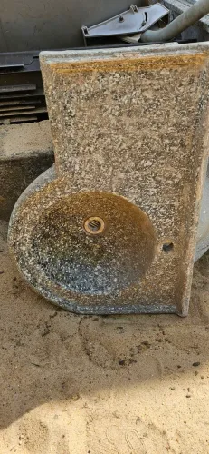 2 Pias pequenas