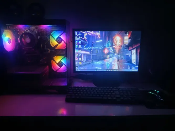 PC Gamer completo, para começar a jogar. Para vender rápido.