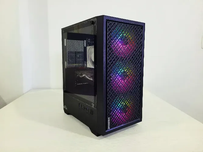 PC gamer no precinho Ryzen 5 com 16GB de RAM placa de vídeo RX 580 8GB Gabinete gamer Wind