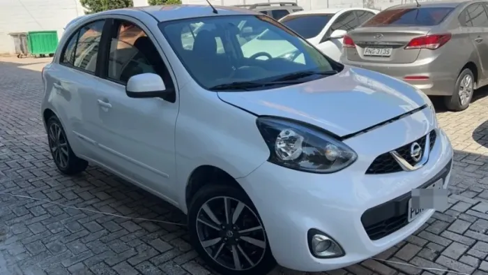 Nissan March SL 1.6 16V Flexstart 5P Aut. 2018