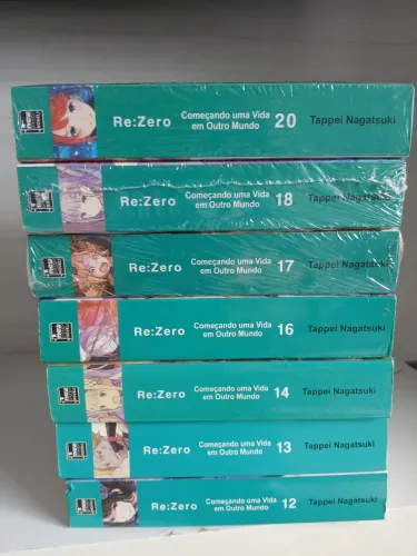Lote light novel Re: Zero 12, 13, 14, 16, 17, 18 e 20