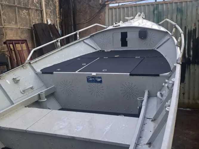 Barco AO-MAR zé paixão 6 mt boca 1.70 borda 70 carreta de encalhe
