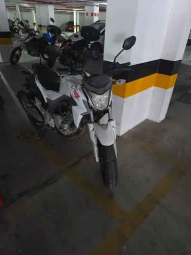 CB 250F Twister
