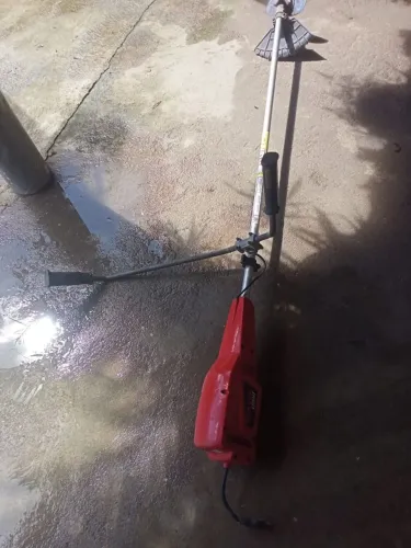 Roçadeira Elétrica Beaver Light 1200W